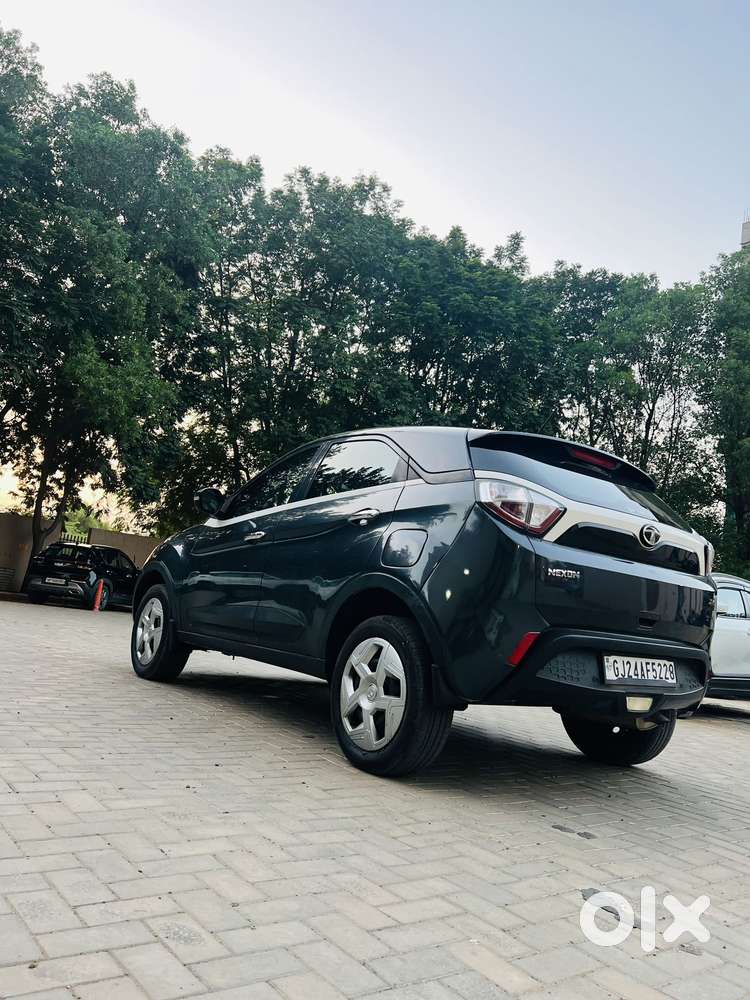 Tata Nexon 1.2 Revotron Xm Plus (s), 2019, Petrol