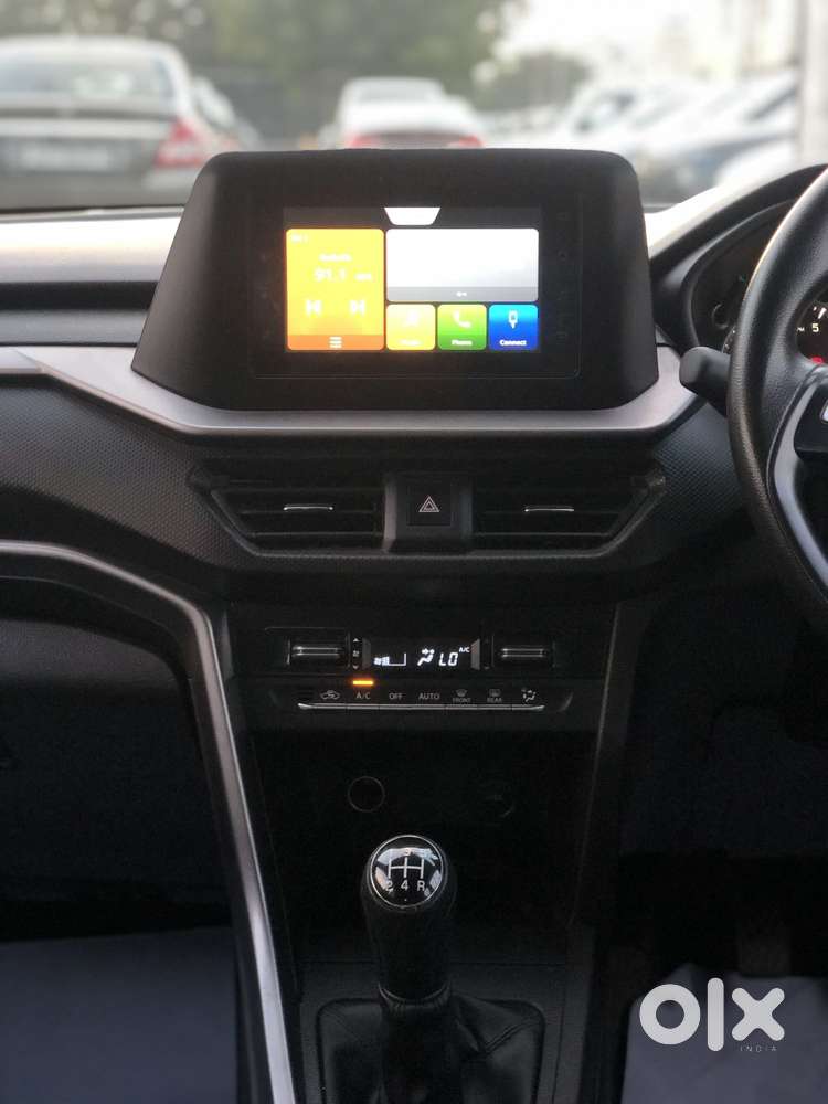 Maruti Suzuki Brezza Vxi S-cng, 2023, Petrol