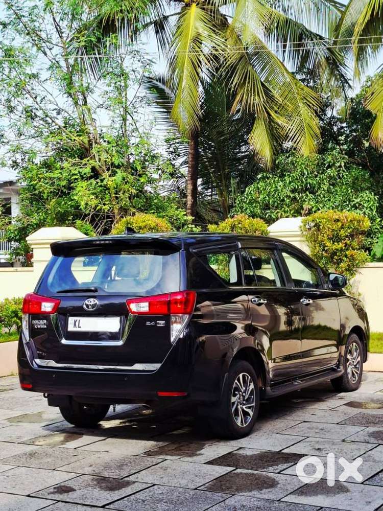 Toyota Innova Crysta [2020-ongoing] 2.7 Gx Mt 7 Str, 2022, Diesel