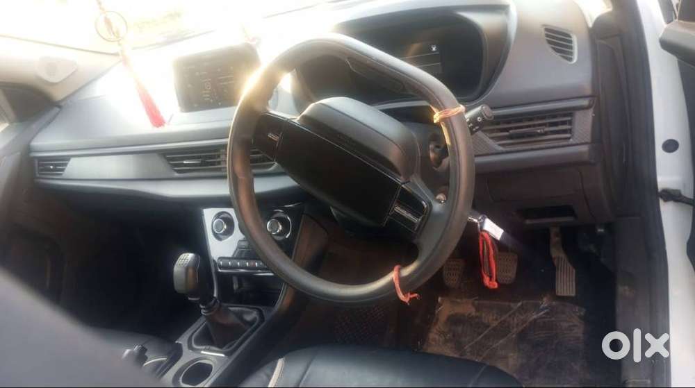 Tata Nexon Dual Cng Company Fitted 28400 Km
