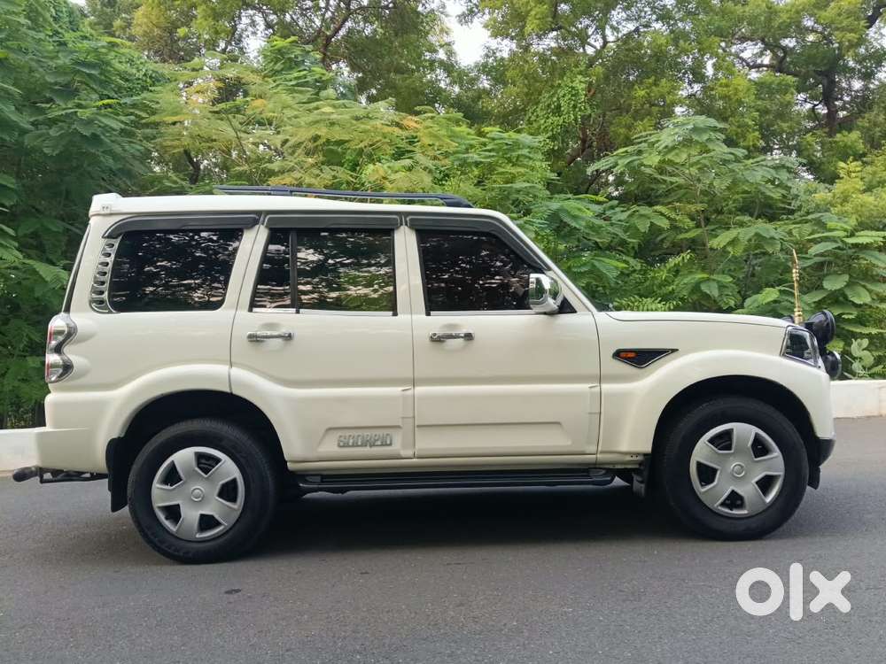 Mahindra Scorpio S4 Plus, 2016, Diesel