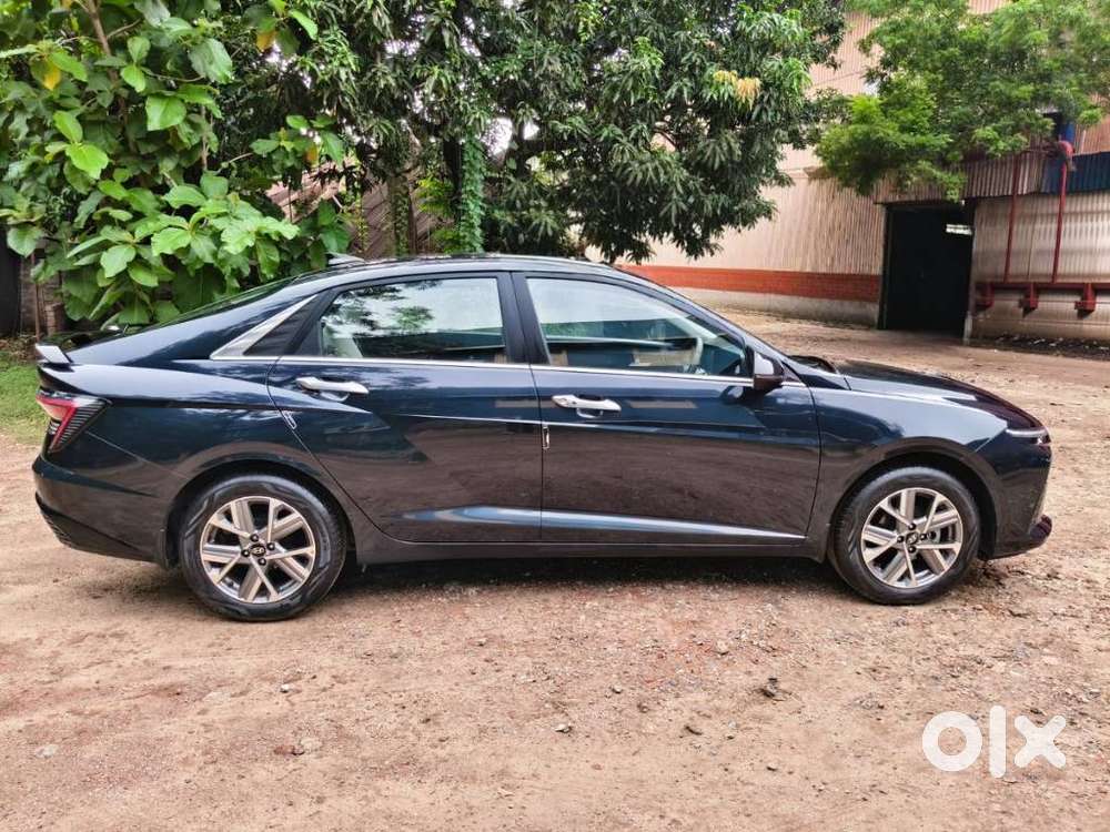 Hyundai Verna 1.5 Mpi Mt Sx (o), 2025, Petrol