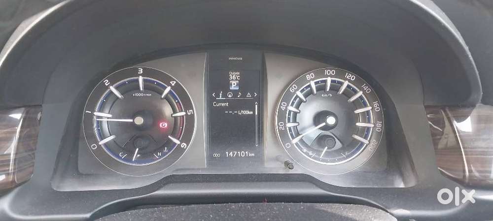 Toyota Innova Crysta 2.8z Automatic, 2017, Diesel