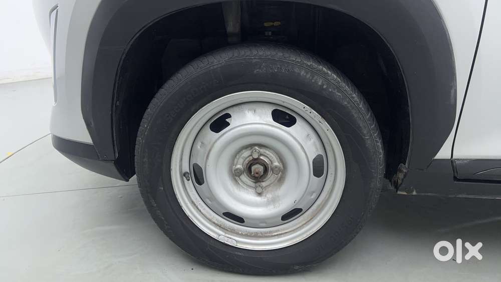 Nissan Magnite 1.0 Xe, 2022, Petrol