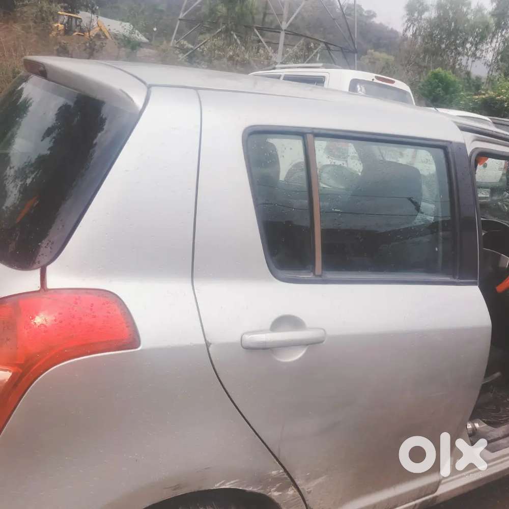 Maruti Suzuki Swift 2011 Petrol 79800 Km Driven