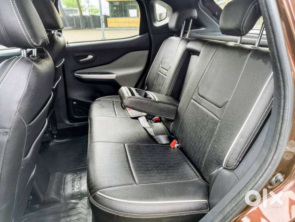 Nissan Magnite 1.0 Xv, 2022, Petrol