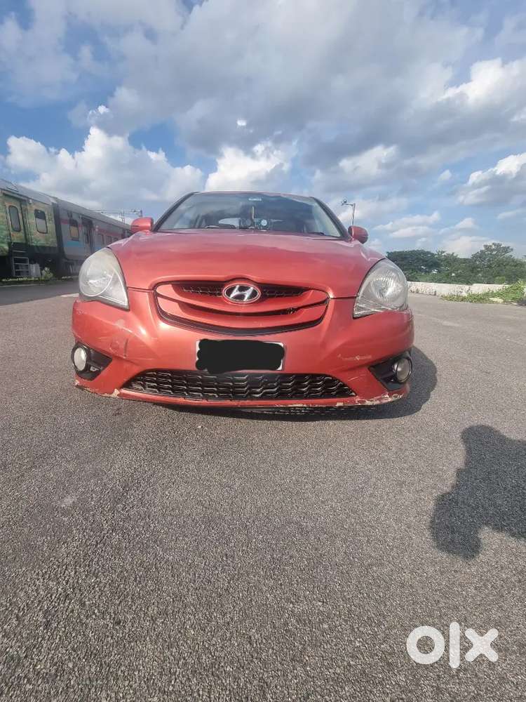 Hyundai Verna Transform 2010