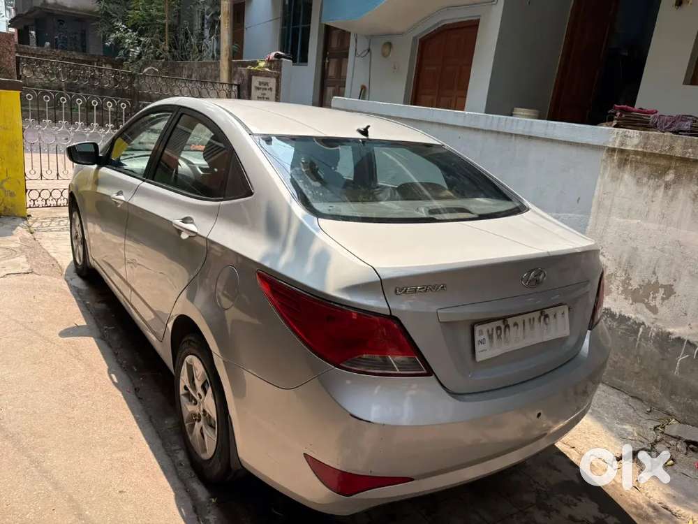 Hyundai Verna 2015 Petrol. Upto Tax 2030 Sedan Luxury Car 1600cc