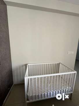Crib Buy Sell Used Kids Furniture in Sector 82 OLX