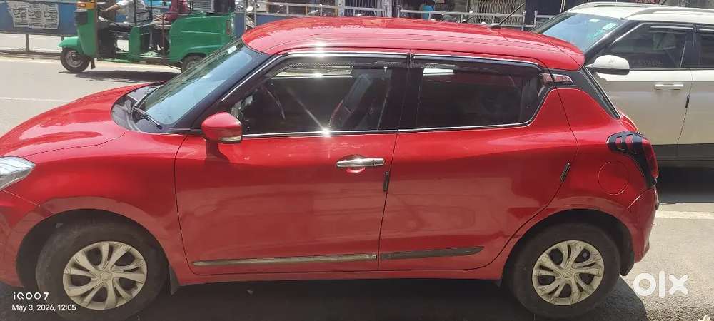 Maruti Suzuki Swift 2018 Petrol 37300 Km Driven