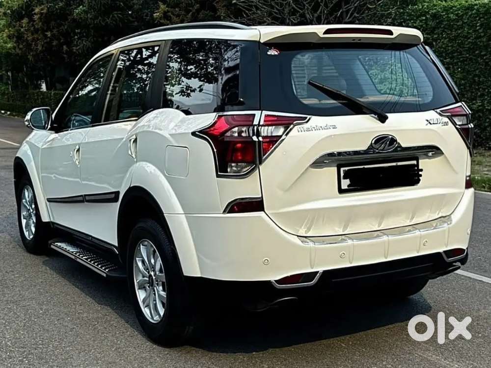 Mahindra Xuv500 2017 Diesel 45000 Km Driven