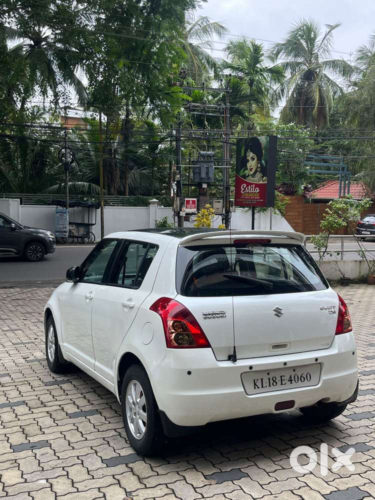 Maruti Suzuki Swift Vvt Zxi, 2008, Petrol