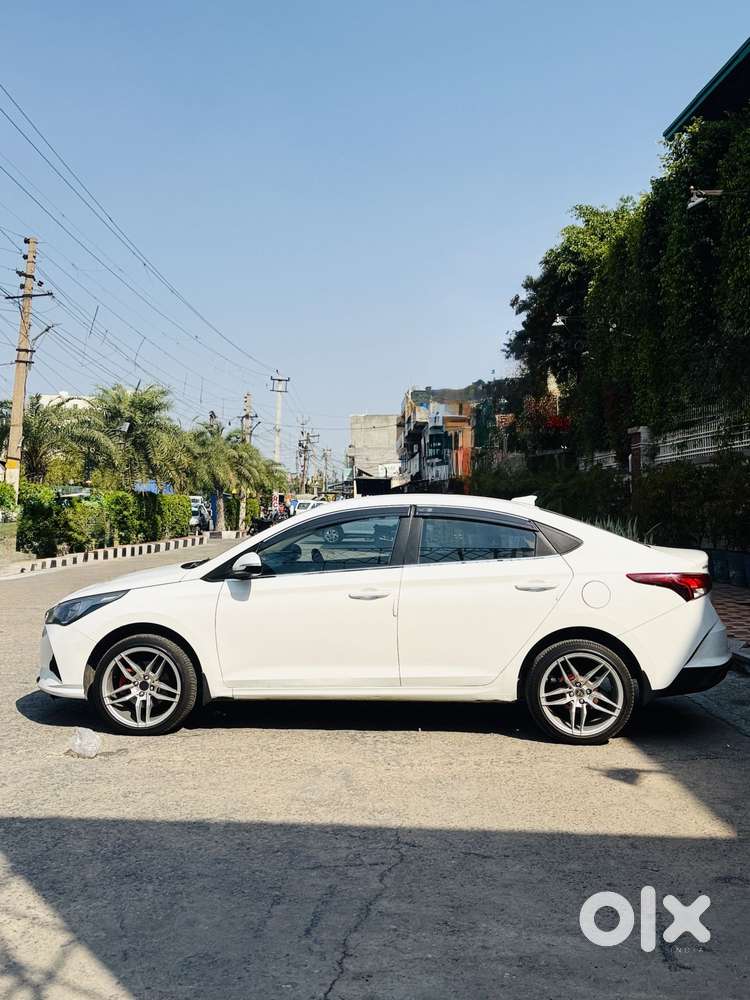 Hyundai Verna S+, 2022, Diesel