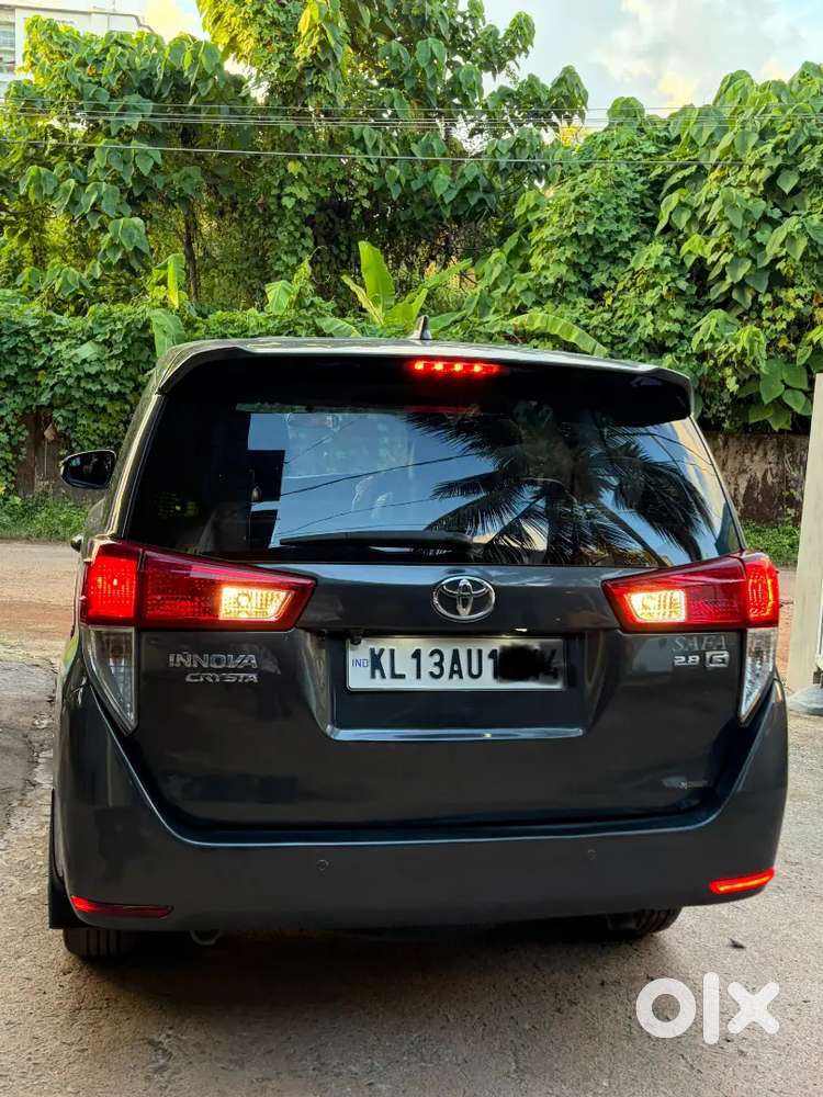 Toyota Innova Crysta 2016