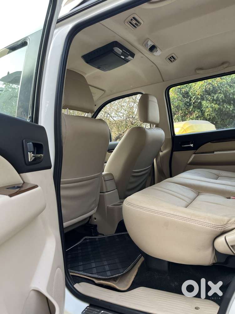 Ford Endeavour 3.2 Titanium At 4x4, 2014, Diesel