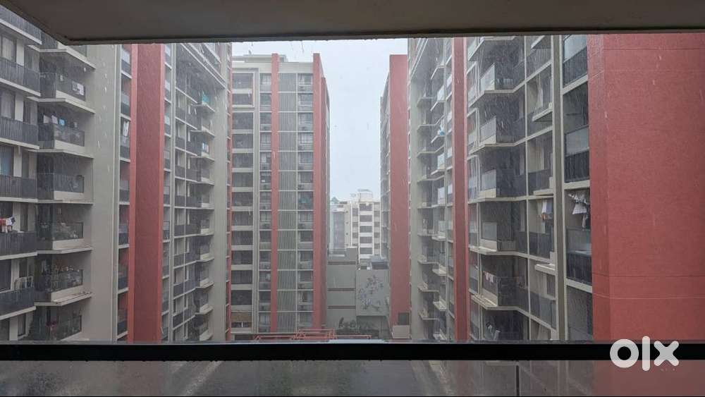 Need flatmates for a pre occupied flat in Randesan