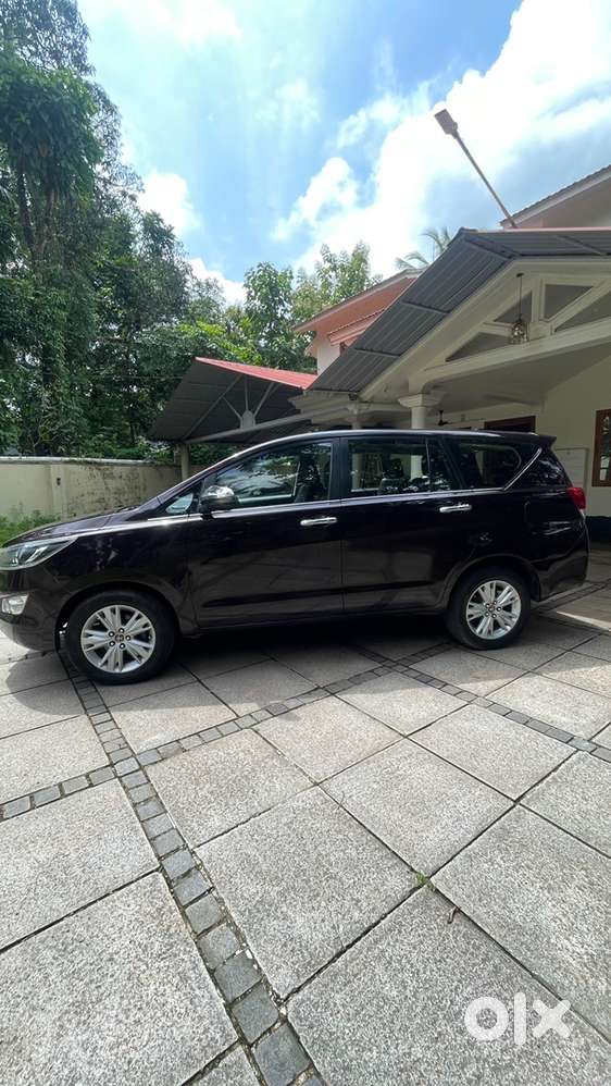 Toyota Innova Crysta 2018