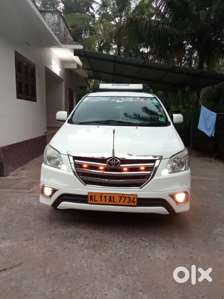 Toyota Innova 2012 Diesel 412000 Km Driven