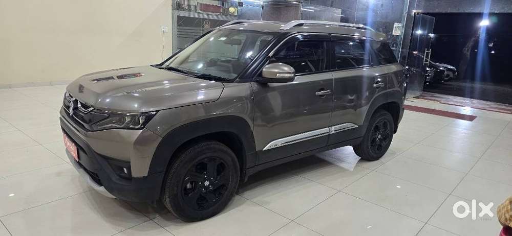 Maruti Suzuki Brezza 1.5 Zxi Smart Hybrid, 2024, Petrol