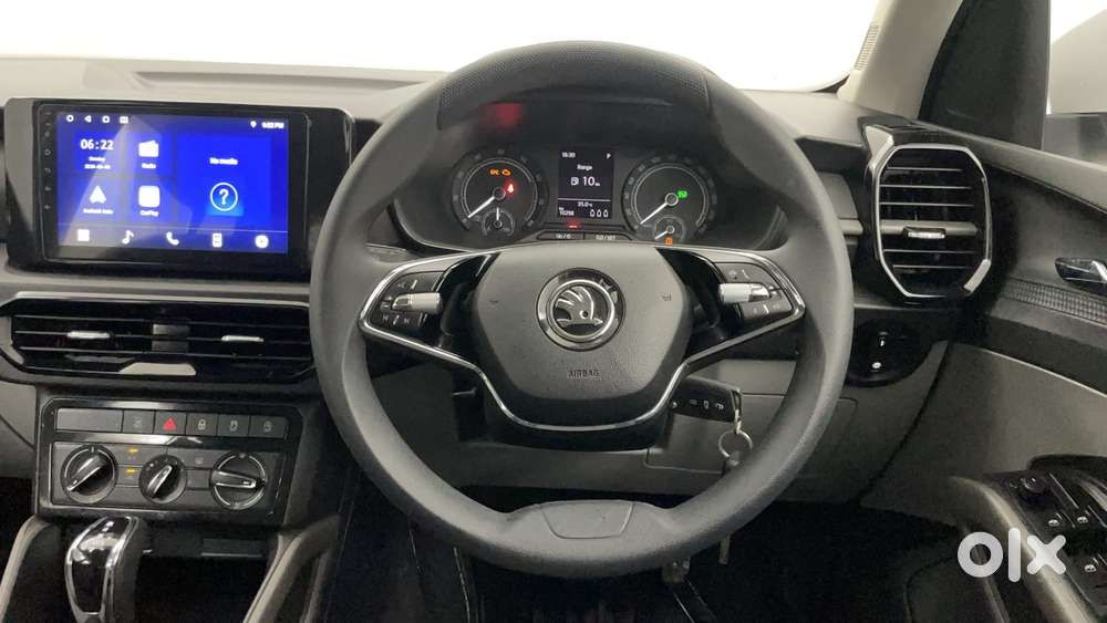 Skoda Kylaq Signature At, 2025, Petrol