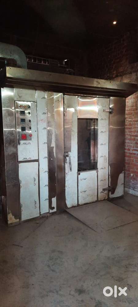 Bakery Oven with all tray new fresh condition