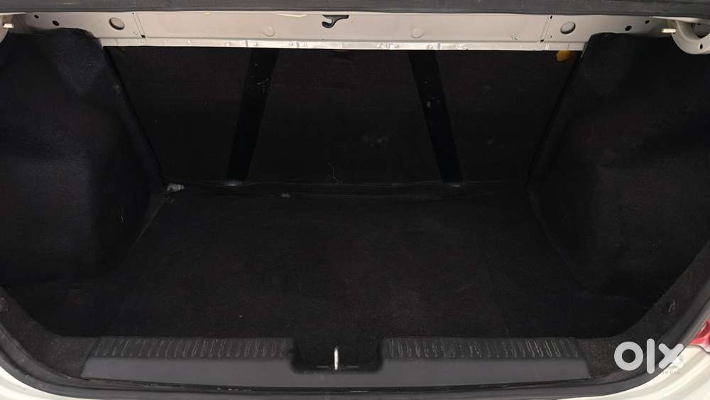 Maruti Suzuki Swift Dzire 1.2 Vxi Bsiv, 2017, Petrol