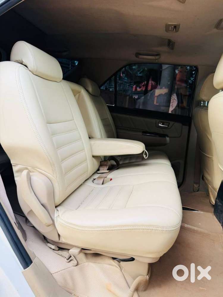 Toyota Fortuner 4x2 At, 2014, Diesel