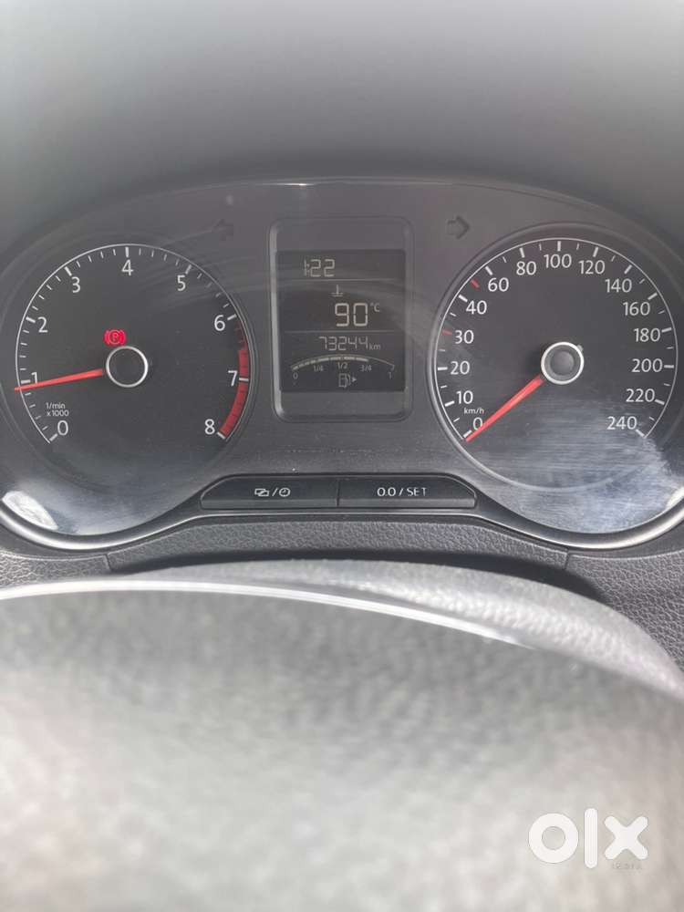 Volkswagen Polo 2016 Year