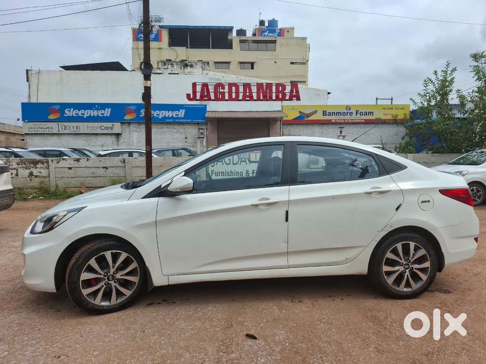 Hyundai Verna 1.6 Vtvt At Sx, 2014, Petrol