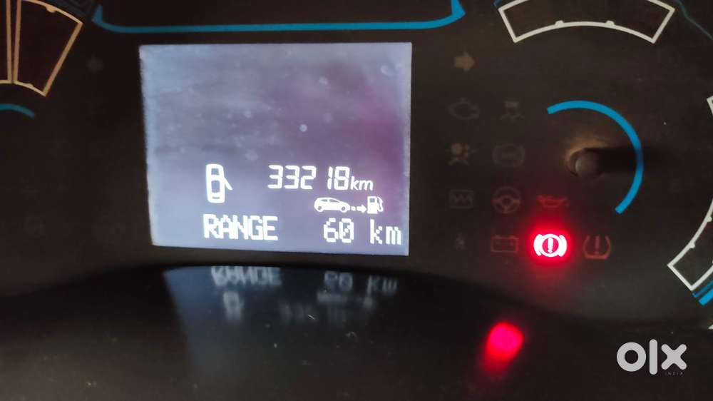 Renault Triber Rxz, 2022, Petrol