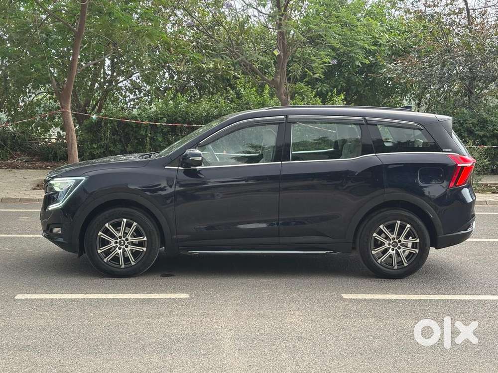 Mahindra Xuv700 2.2 Ax 7 Diesel At Str, 2023, Diesel