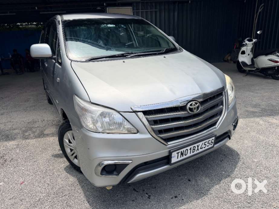 Toyota Innova 2.5 Gx 8 Str Bs-iii, 2015, Diesel
