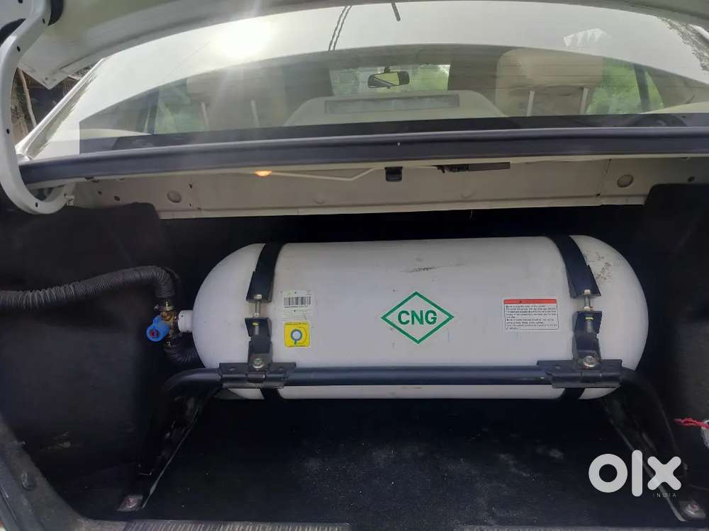 Maruti Suzuki Dzire 2024 Cng