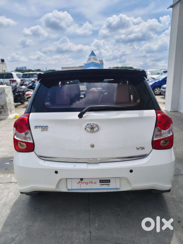 Toyota Etios Liva 1.2 VX Dual Tone, 2019, Petrol
