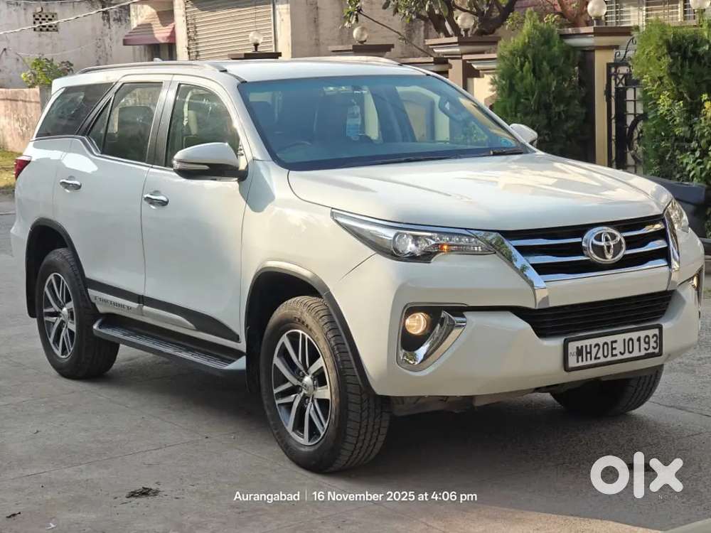 Toyota Fortuner 2017 Diesel 150000 Km Driven