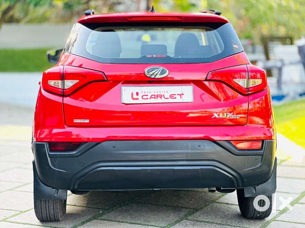 Mahindra Xuv300 1.2 W6 Amt Petrol, 2021, Petrol