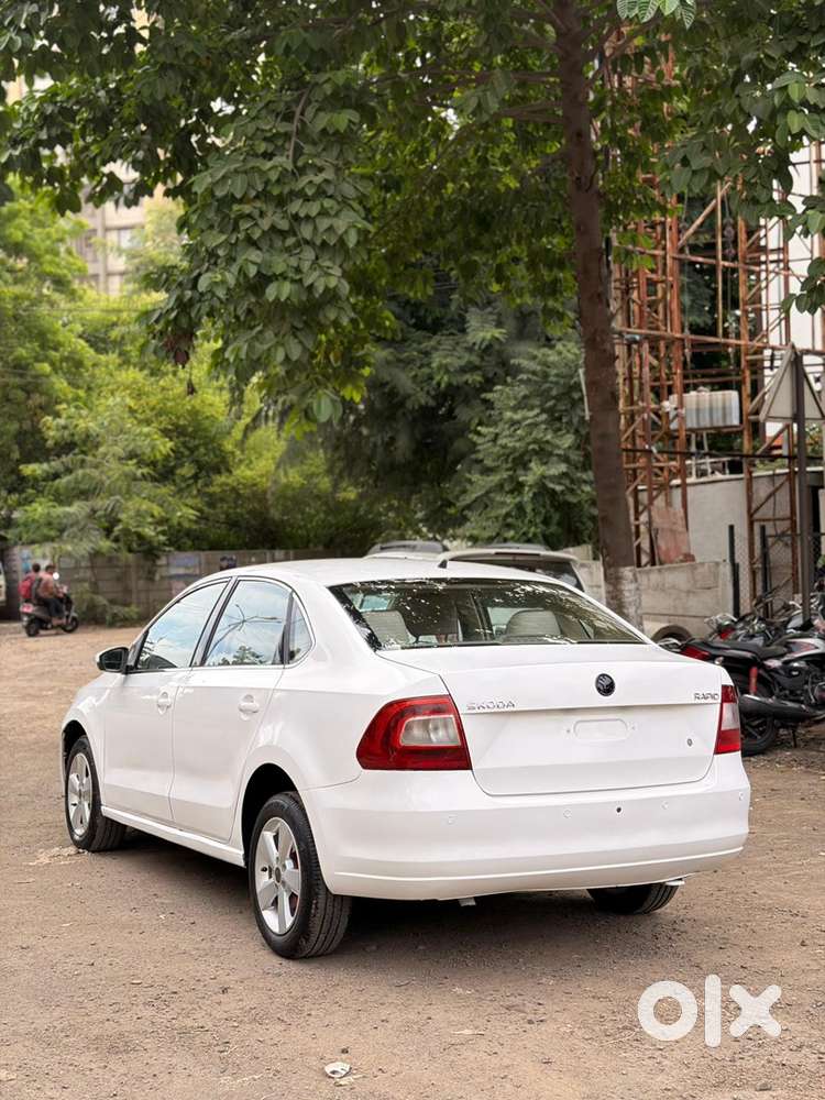 Skoda Rapid 2016 Petrol