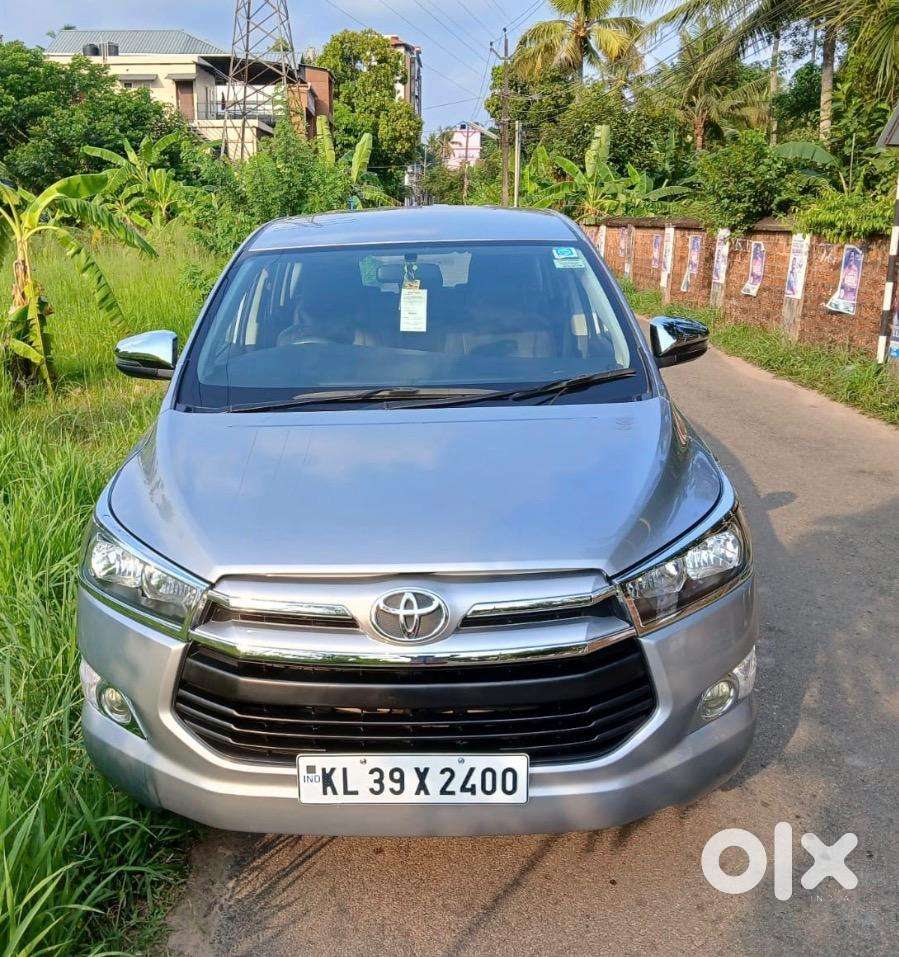 Toyota Innova Crysta 2019