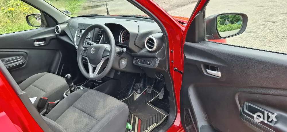 2022 December Celerio Zxi ,service Book Available , Company Service