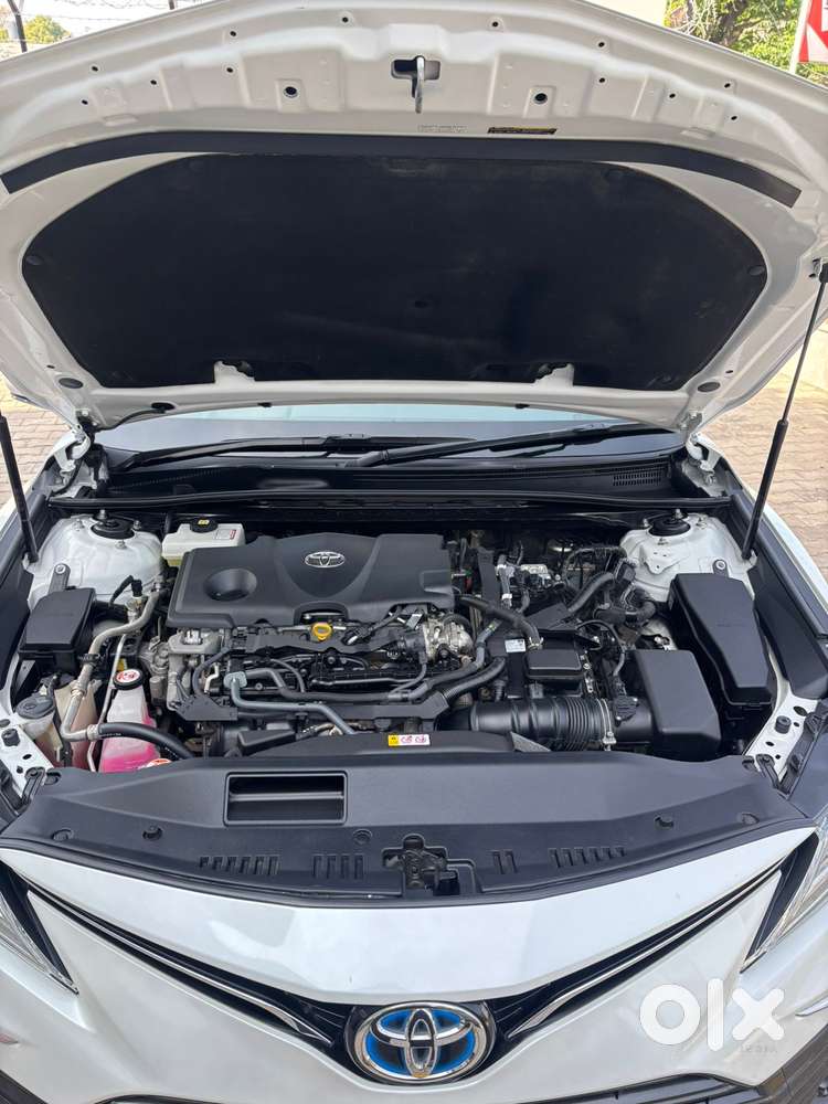 Toyota Camry 2.5 Hybrid, 2024, Petrol