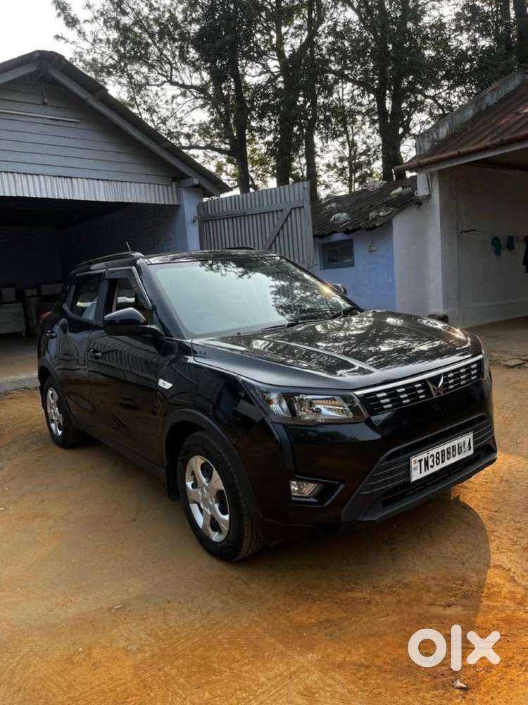 Mahindra Xuv300 W6, 2023, Petrol