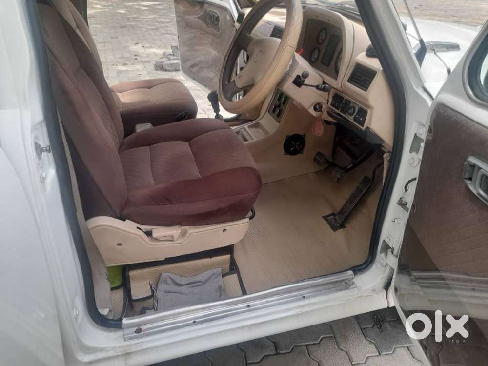 Ambassador Ambassador 2007 Petrol Well Maintained
