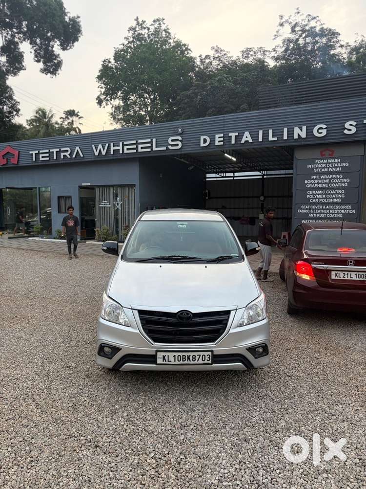 Toyota Innova 2014 196000 Km Driven
