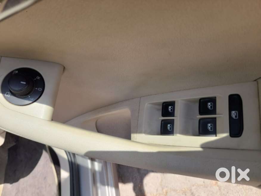 Skoda Octavia 1.8 Tsi Style Plus At, 2016, Petrol