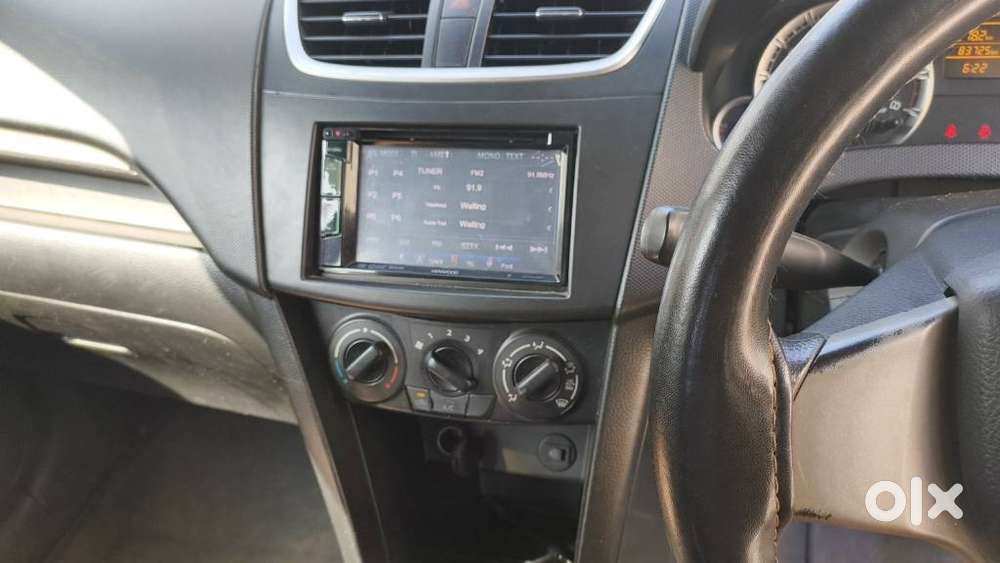 Maruti Suzuki Swift Vxi + Manual, 2013, Petrol