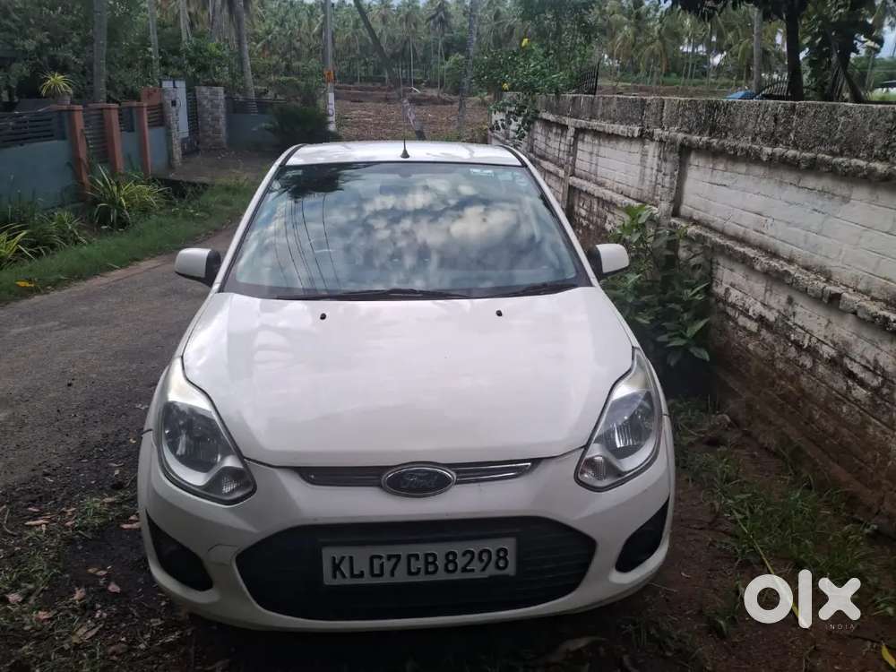 Ford Figo 2014 Diesel 125000 Km Driven Central Lock 2 Airbag