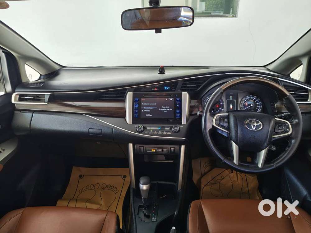 Toyota Innova Crysta 2017