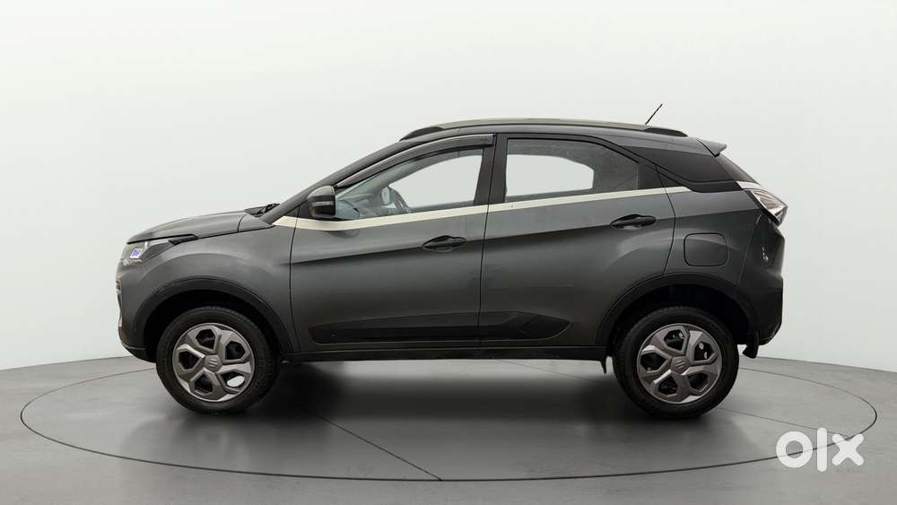 Tata Nexon 1.2 Revotron Xm (s), 2023, Petrol