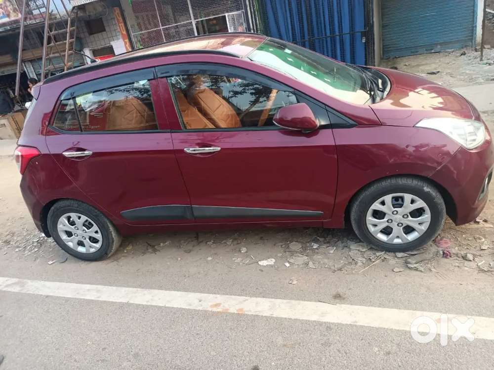 Hyundai Grand I10 2015 Diesel 72000 Km Driven