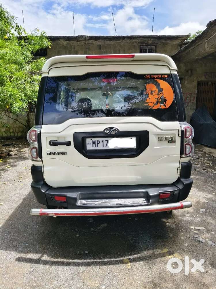 Mahindra Scorpio Classic 2016 Diesel Manual Car